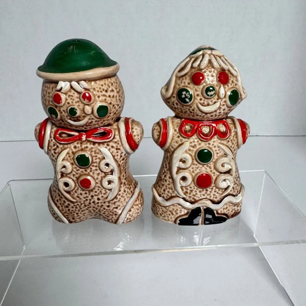 Vintage Gingerbread Man Woman Salt Pepper Shakers & Napkin‎ Holder Japan Ceramic